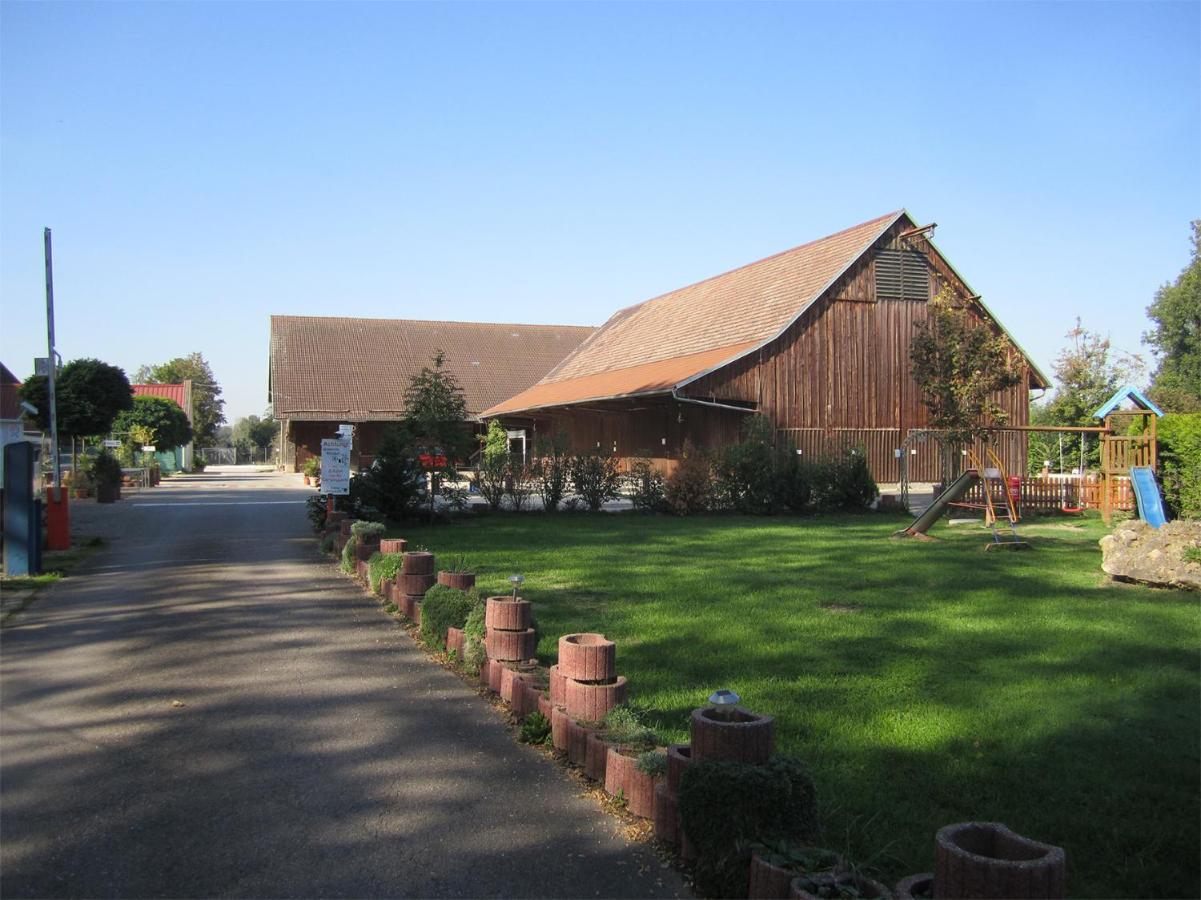 Schlaffass-Camping Gutshof Donauried Günzburg Dış mekan fotoğraf